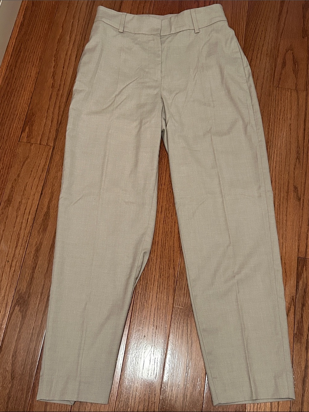 Women’s trousers
